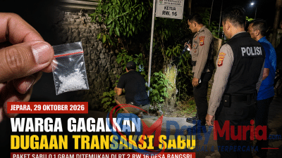 Warga Bangsri Bersama Polisi, Temukan Bungkusan yang Diduga Berisi Narkoba